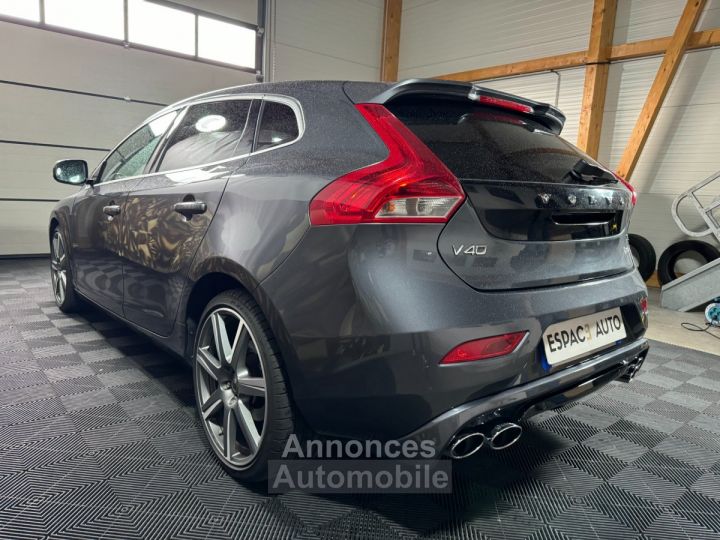 Volvo V40 T5 2.5 R-DESIGN 320 HEICO GEARTRONIC A - 3