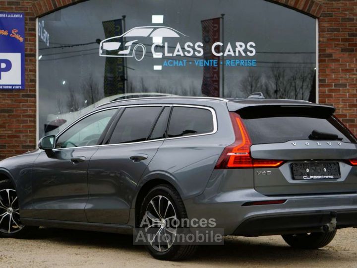 Volvo V60 2.0 D3 Momentum COCKPIT NAVI RADAR CLIMTRONIC 6DT - 4