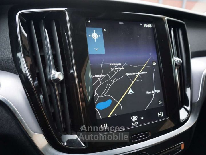 Volvo V60 2.0 D3 Momentum COCKPIT NAVI RADAR CLIMTRONIC 6DT - 20