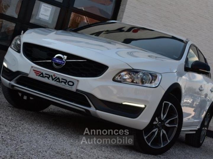 Volvo V60 2.0D Cross Country - 6