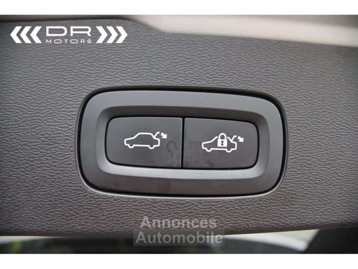 Volvo V60 B4 MOMENTUM GEARTRONIC - LEDER LED KEYLESS ENTRY MIRROR LINK - 43