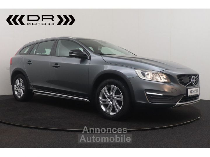 Volvo V60 Cross Country D3 - LEDER NAVI - 3