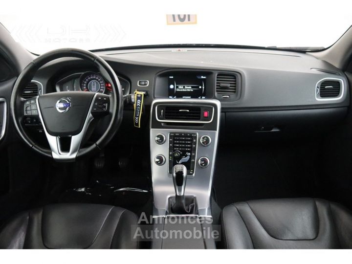 Volvo V60 Cross Country D3 - LEDER NAVI - 16