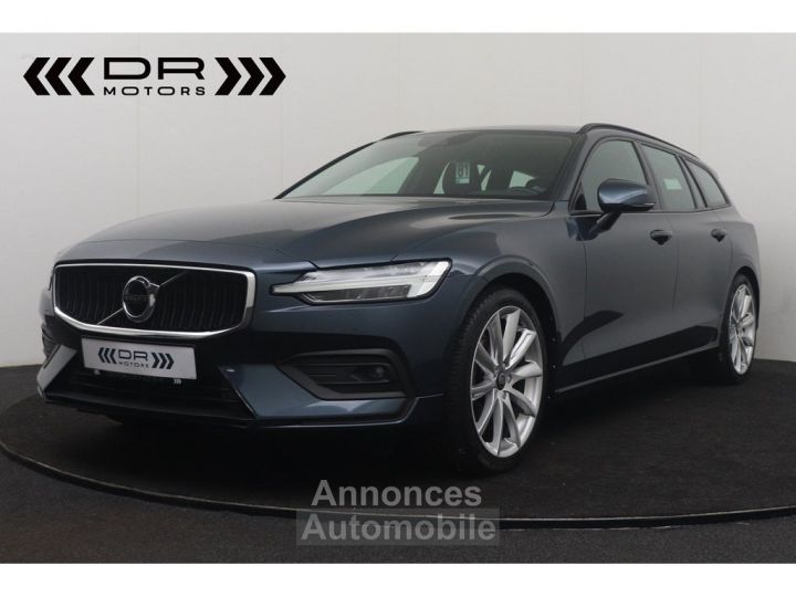 Volvo V60 D3 MOMENTUM - LEDER LED NAVI MIRRORLINK - 1