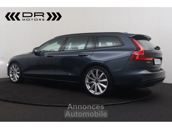 Volvo V60 D3 MOMENTUM - LEDER LED NAVI MIRRORLINK - 5