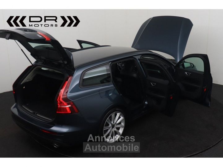 Volvo V60 D3 MOMENTUM - LEDER LED NAVI MIRRORLINK - 10