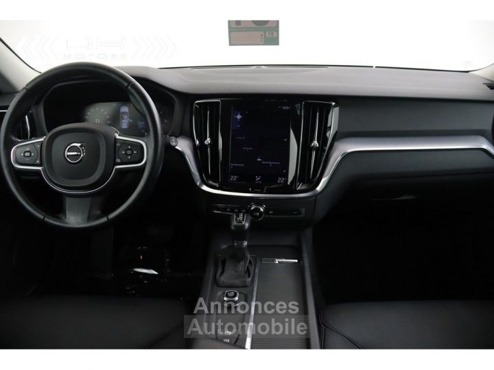 Volvo V60 D3 MOMENTUM - LEDER LED NAVI MIRRORLINK - 16