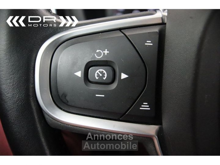 Volvo V60 D3 MOMENTUM - LEDER LED NAVI MIRRORLINK - 28