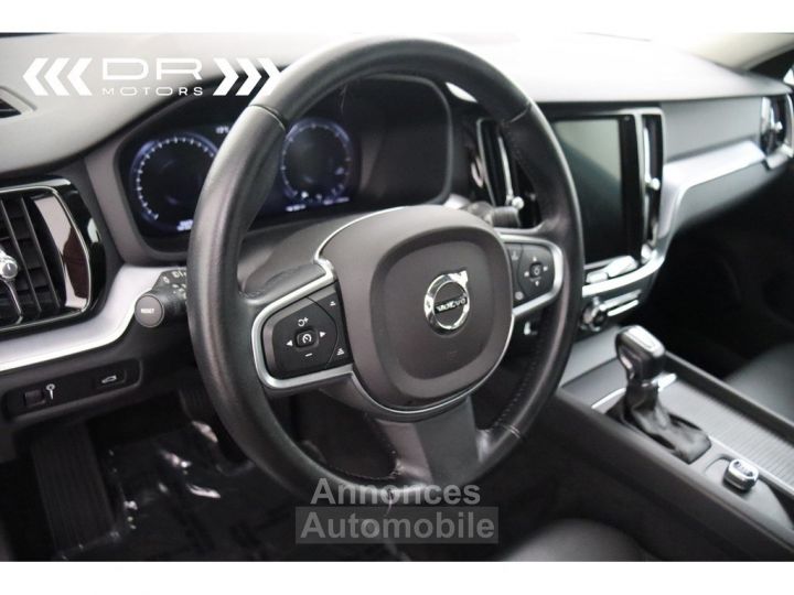 Volvo V60 D3 MOMENTUM - LEDER LED NAVI MIRRORLINK - 31