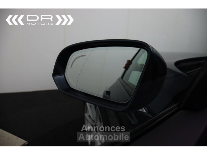 Volvo V60 D3 MOMENTUM - LEDER LED NAVI MIRRORLINK - 39