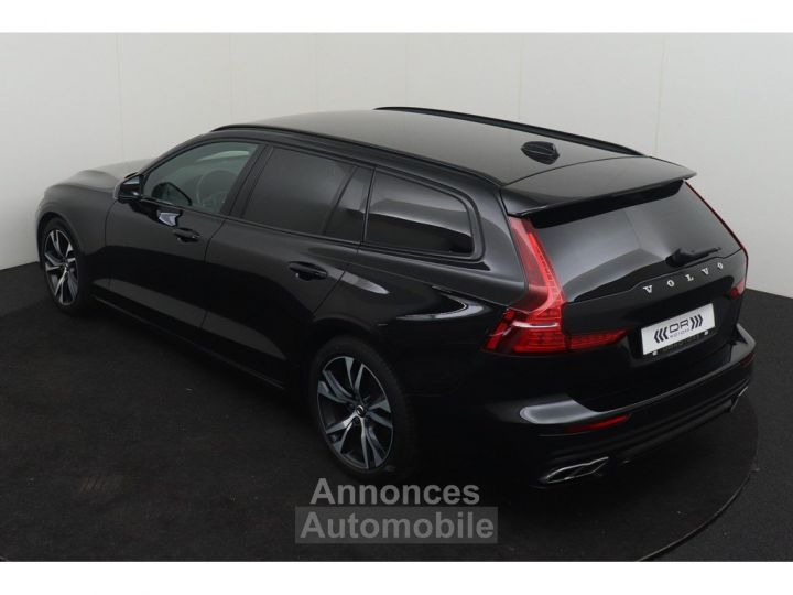 Volvo V60 D3 R DESIGN - LEDER LED APPLE CARPLAY / ANDROID TOPSTAAT - 2