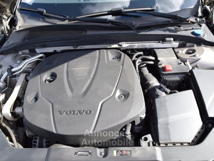 Volvo V60 Momentum 2.0 D3 Eco - 18