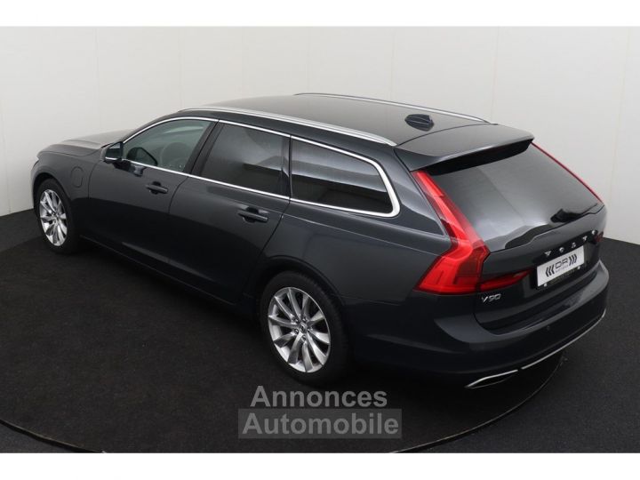 Volvo V90 T8 PLUG-IN - 46gr CO2 MOMENTUM LEDER NAVI - 7