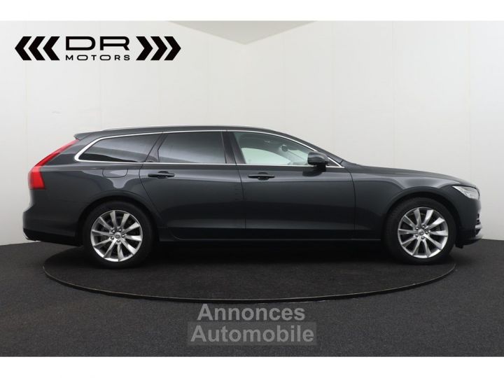 Volvo V90 T8 PLUG-IN - 46gr CO2 MOMENTUM LEDER NAVI - 8