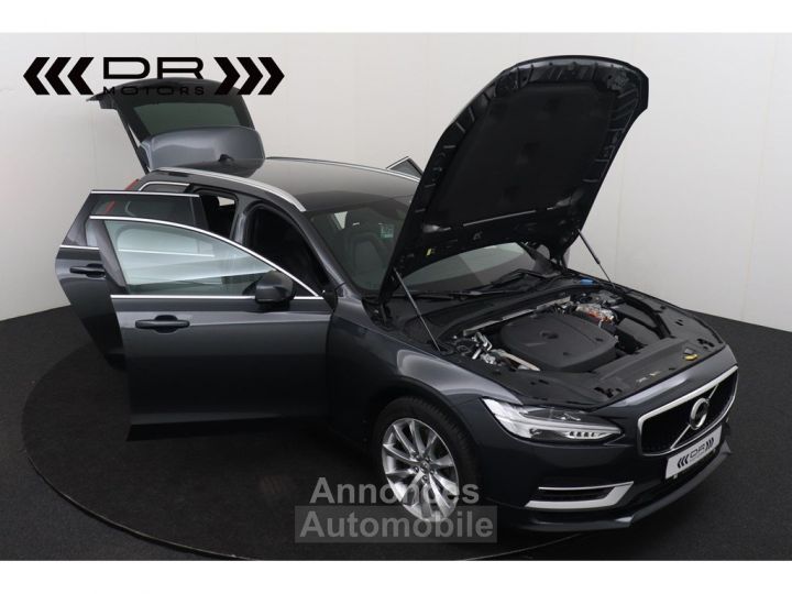 Volvo V90 T8 PLUG-IN - 46gr CO2 MOMENTUM LEDER NAVI - 11