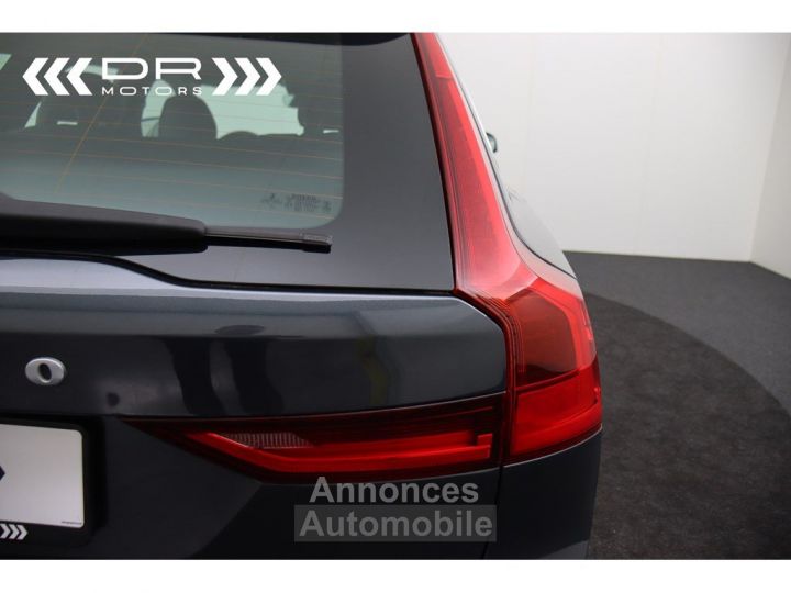 Volvo V90 T8 PLUG-IN - 46gr CO2 MOMENTUM LEDER NAVI - 47