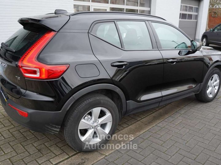 Volvo XC40 1.5 T2 Momentum Geartronic CARPLAY, NAVI, CRUISE - 7