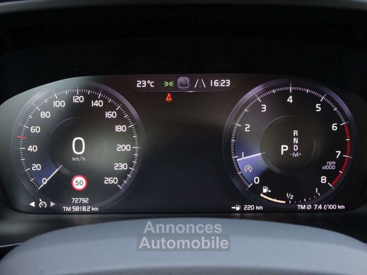 Volvo XC40 1.5T3 Momentum CARPLAY,CAMERA,LEDER,TREKHAAK,CRUIS - 7