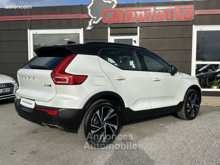 Volvo XC40 D4 ADBLUE AWD 190CH R-DESIGN GEARTRONIC 8 XC 40 R DESIGN 190 - - 8