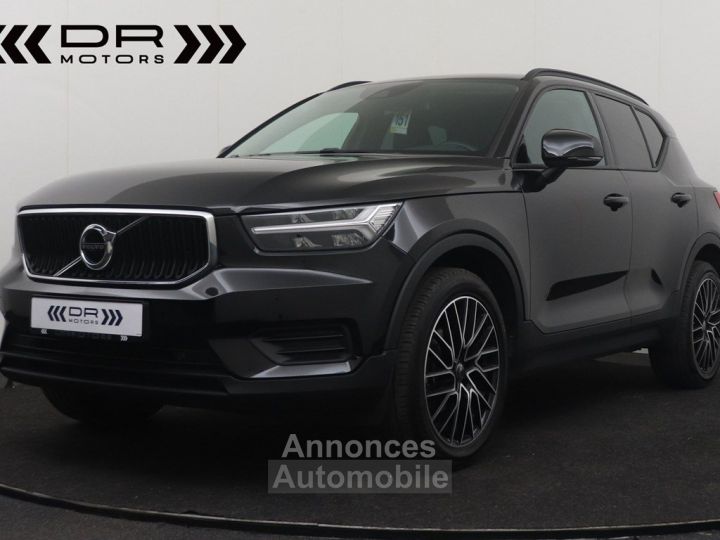 Volvo XC40 T2 MOMENTUM CORE - BLUETOOTH DAB - 1