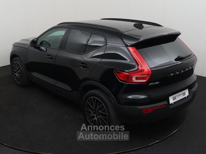 Volvo XC40 T2 MOMENTUM CORE - BLUETOOTH DAB - 2