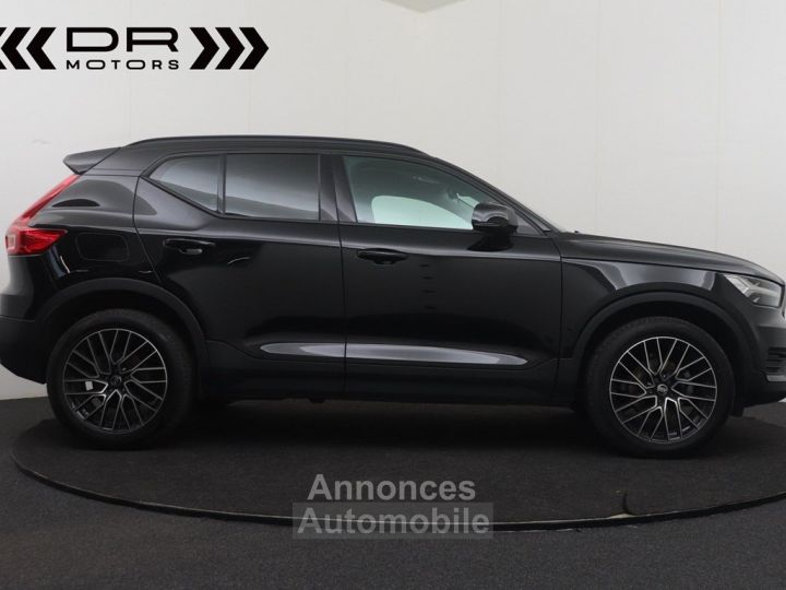 Volvo XC40 T2 MOMENTUM CORE - BLUETOOTH DAB - 4