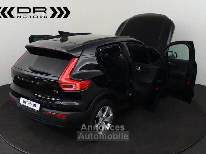 Volvo XC40 T2 MOMENTUM CORE - NAVI DAB - 11