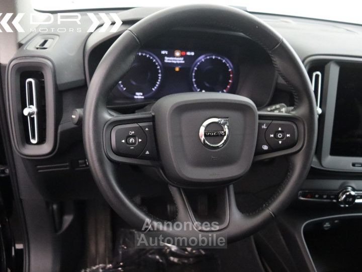 Volvo XC40 T2 MOMENTUM CORE - NAVI DAB - 27