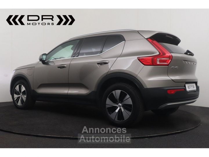 Volvo XC40 T4 FULL HYBRID - INSCRIPTION NAVI LED LEDER APPLE CARPLAY TOPSTAAT 1ste EIigenaar - 4