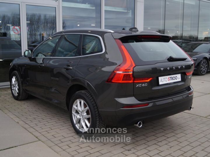 Volvo XC60 B4 AWD Geartronic Momentum Pro Leder - 3