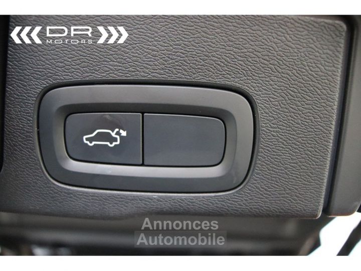 Volvo XC60 D3 MOMENTUM - LED NAVI LEDER 360° CAMERA - 47