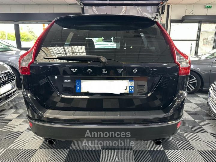 Volvo XC60 Momentum Geartronic A - 4