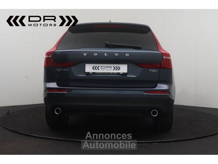 Volvo XC60 T8 AWD GEARTRONIC MOMENTUM PRO - PANODAK NAVI LED LEDER TREKHAAK - 5