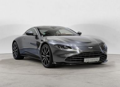 Achat Aston Martin V8 Vantage MAGNETIC SILVER INTERIEUR BEIGE CAMERA 360° 2 SIEGES ELEC SON HAUT DE GAMME GARANTIE 12 MOIS PREMIERE MAIN Occasion