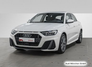 Audi A1 Sportback 40 TFSI 207Ch S-tronic S-Line Caméra / 18