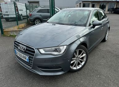 Achat Audi A3 Sportback 1.2 TFSi 105ch Ambition BVM6 2ème main Sièges chauffants Xénon LED JA 17 Advanced Key Sound Parking Isofix Rampes de pavillon -2 clés Garantie 6 mois Occasion