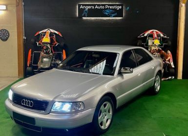 Audi A8 4.2L V8 310CV Quattro