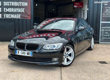 Achat BMW Série 3 320i SERIE E92 140 489KM SIEGES CHAUFFANTS, FEUX XENON, REGULATEUR CARNET D'ENTRETIEN DISPONIBLE Occasion