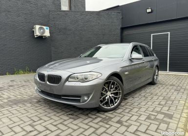 BMW Série 5 Touring 525 525d X-drive.