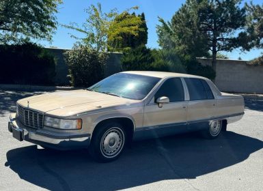 Cadillac Fleetwood brougham 