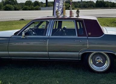 Vente Cadillac Sedan DeVille fleetwood brougham  Occasion