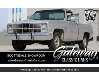 Chevrolet C10 305 ci v8 1984 tout compris