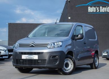 Citroen Berlingo 1.5 BlueHDi - 3 PLAATSEN - LICHTE VRACHT - 1STE EIGENAAR - APPLE CARPLAY - SENSOREN - TREKHAAK - EURO 6d