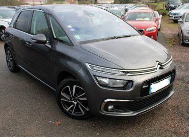 Citroen C4 SPACETOURER SHINE ESSENCE 130 CV GPS 3D CAMÉRA SIÈGES MASSANT USB JA 17 PK ASSIST RÉGULATEUR