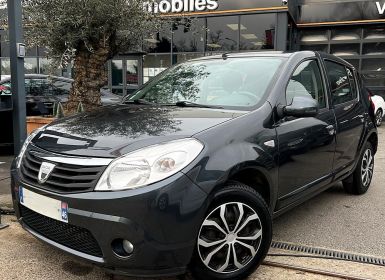 Dacia Sandero BLACK EDITION 1.5 DCI 90 Cv 5 PORTES ATTELAGE CLIMATISATION CRIT AIR 2 - GARANTIE 1 AN