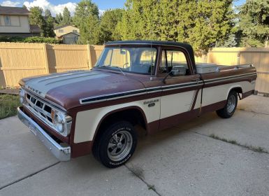 Dodge D Series D100 sweptside adventurer 