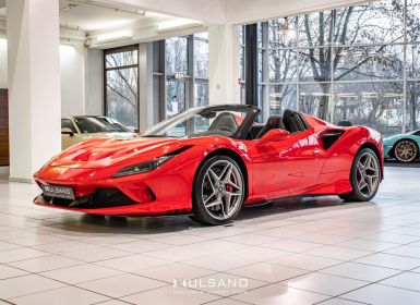 Vente Ferrari F8 Tributo Spider PREMIERE MAIN GARANTIE FERRARI 2026 CARBON LIFT CAMERA AVANT ARRIERE Occasion