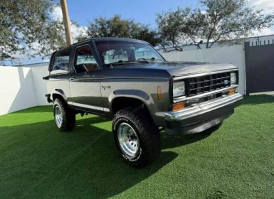 Ford Bronco II 2D Utility 4WD 