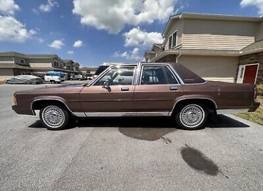 Achat Ford Crown Victoria Occasion