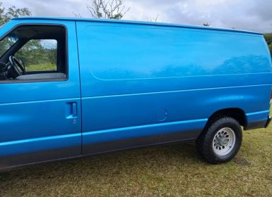 Ford Econoline Club Wagon cargo van 